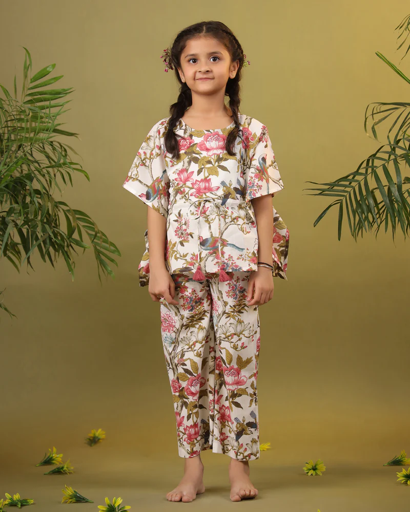 Kids Pure Cotton Multi Colour Printed Night suits